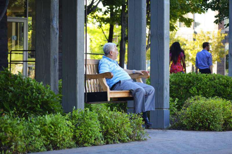 Old-Man-Sitting in Park