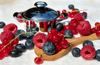 berries-mixed-raspberries