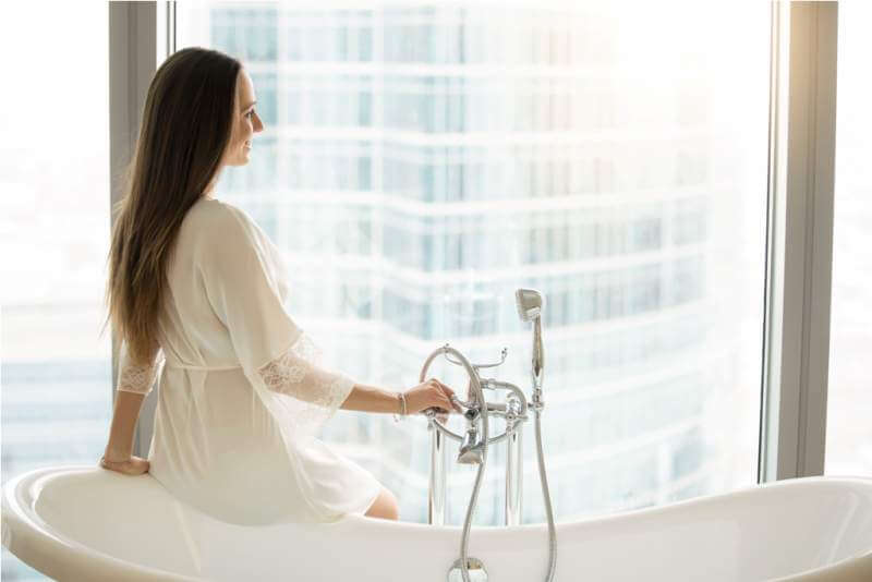 young-woman-near-the-tub