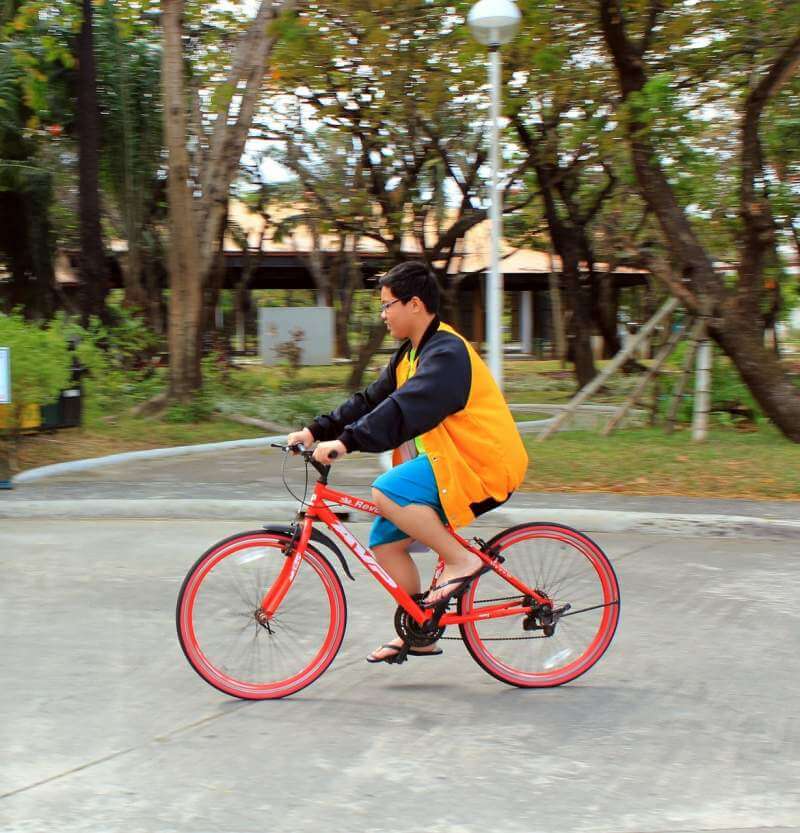 bicycling-Kid