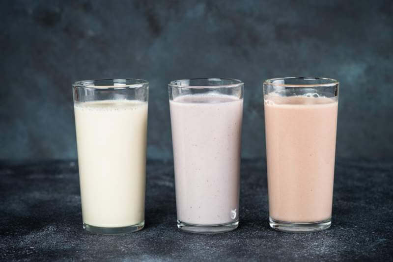 protein-cocktails-in-glasses-sport-nutrition