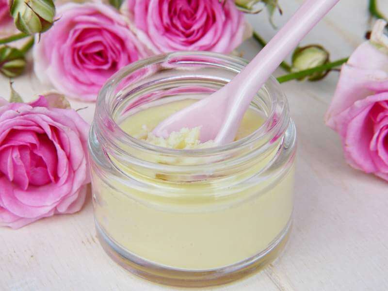 glass-spoon-cosmetics-cream-pink