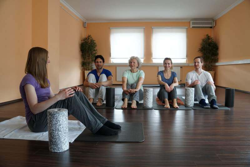 mixed-age-group-yoga-class